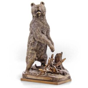 Бронзовая скульптура Лисинский медведь на задних лапах