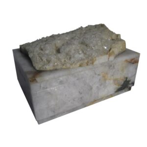 Шкатулка-ларец кварц с кристаллами